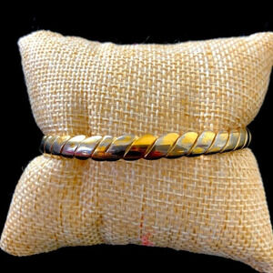 Vintage Monet Gold Tone Rope Bangle Bracelet 2 1/4” diameter Shows Wear Fashion